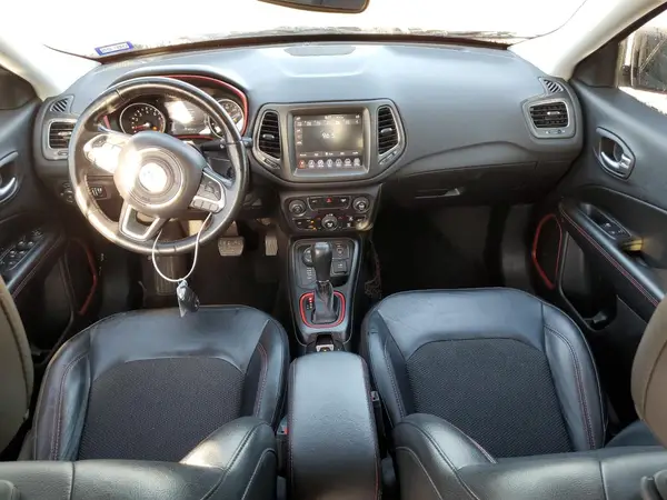 3C4NJDDBXKT671591 2019 JEEP COMPASS - Image 8