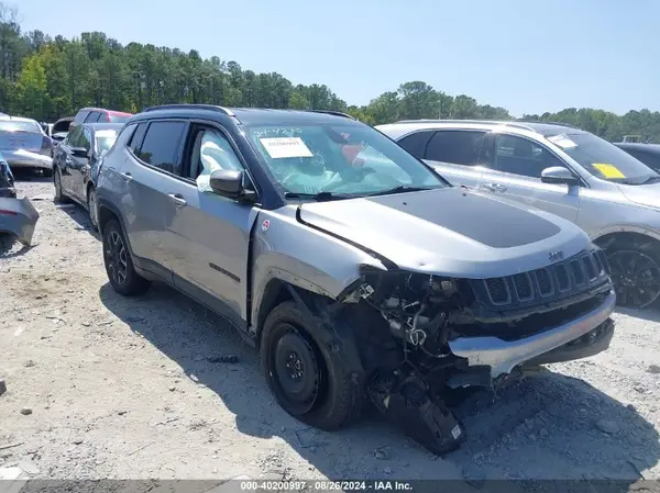 3C4NJDDBXKT721258 2019 JEEP COMPASS - Image 1
