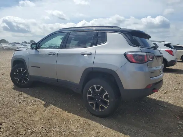 3C4NJDDBXKT721390 2019 JEEP COMPASS - Image 2