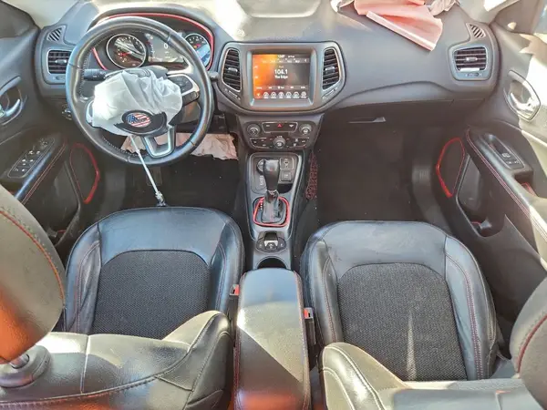 3C4NJDDBXKT721504 2019 JEEP COMPASS - Image 8