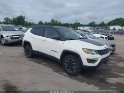 3C4NJDDBXKT722474 2019 JEEP COMPASS
