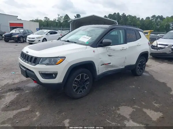 3C4NJDDBXKT722474 2019 JEEP COMPASS - Image 2