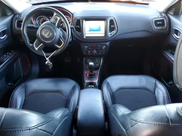 3C4NJDDBXKT739985 2019 JEEP COMPASS - Image 8