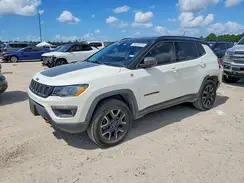 3C4NJDDBXKT740053 2019 JEEP COMPASS