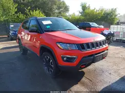 3C4NJDDBXKT772131 2019 JEEP COMPASS