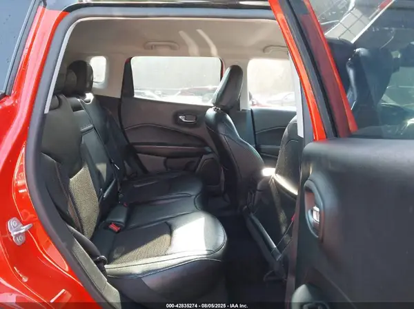 3C4NJDDBXKT772131 2019 JEEP COMPASS - Image 8