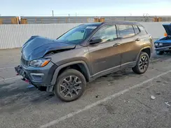 3C4NJDDBXKT785459 2019 JEEP COMPASS