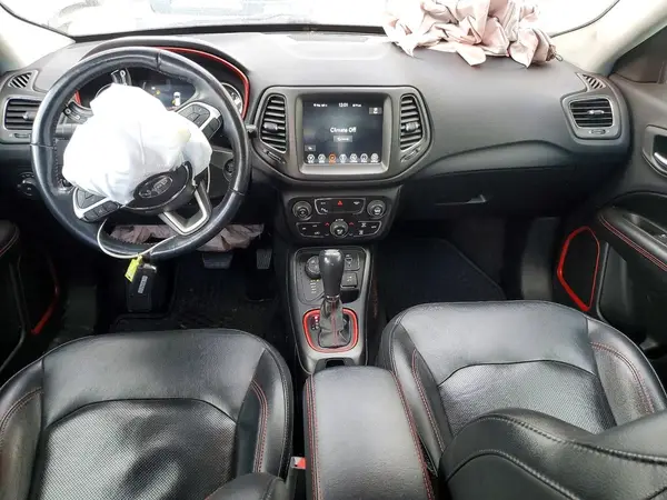 3C4NJDDBXKT790466 2019 JEEP COMPASS - Image 8