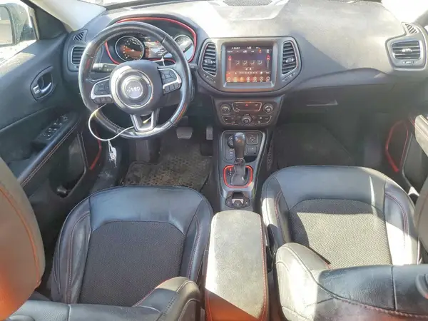 3C4NJDDBXKT790502 2019 JEEP COMPASS - Image 8