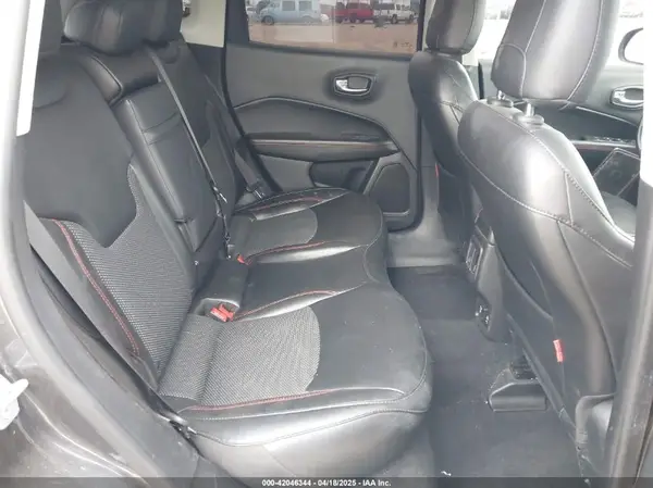 3C4NJDDBXKT795294 2019 JEEP COMPASS - Image 8