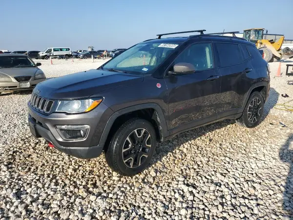 3C4NJDDBXKT800039 2019 JEEP COMPASS - Image 1