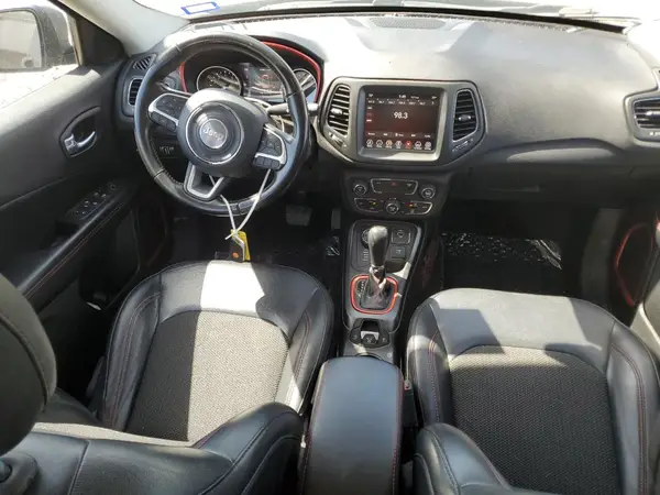 3C4NJDDBXKT800039 2019 JEEP COMPASS - Image 8