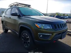 3C4NJDDBXKT807945 2019 JEEP COMPASS