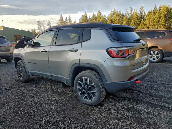 3C4NJDDBXKT811185 2019 JEEP COMPASS - Image 2