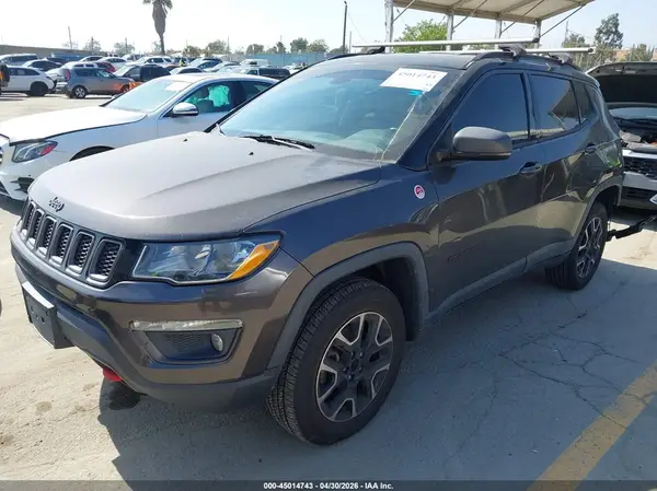 3C4NJDDBXKT825524 2019 JEEP COMPASS - Image 2