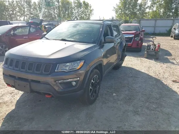 3C4NJDDBXLT108543 2020 JEEP COMPASS - Image 2