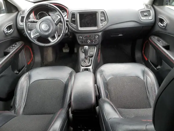 3C4NJDDBXLT123821 2020 JEEP COMPASS - Image 8
