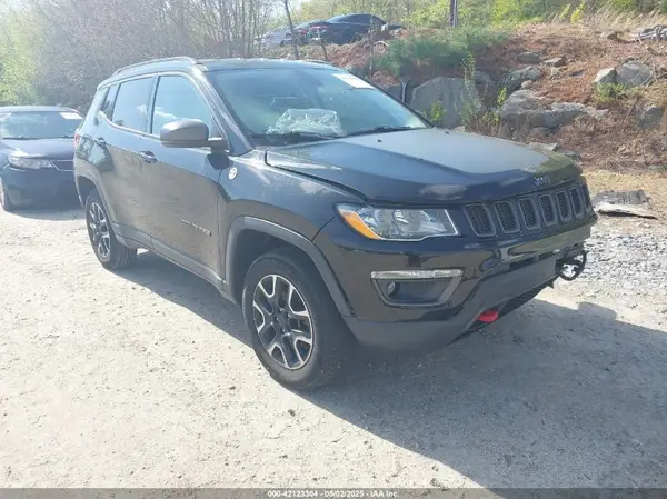 3C4NJDDBXLT124130 2020 JEEP COMPASS - Image 1