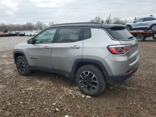 3C4NJDDBXLT126850 2020 JEEP COMPASS - Image 2
