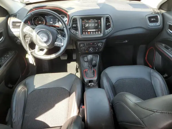 3C4NJDDBXLT163395 2020 JEEP COMPASS - Image 8