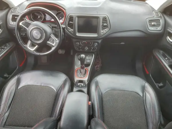 3C4NJDDBXLT170699 2020 JEEP COMPASS - Image 8
