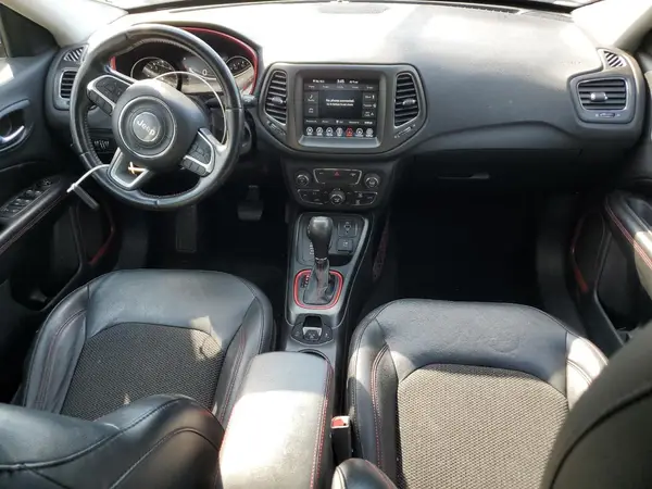 3C4NJDDBXLT177877 2020 JEEP COMPASS - Image 8