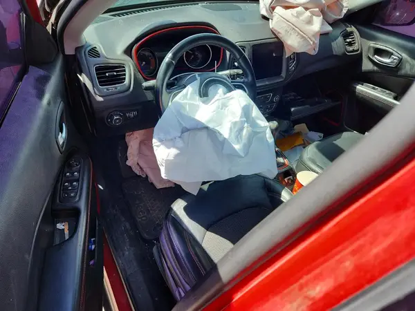 3C4NJDDBXLT184604 2020 JEEP COMPASS - Image 8