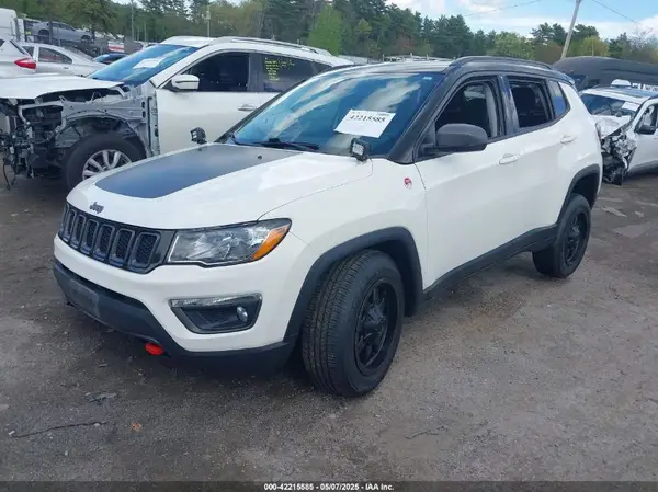 3C4NJDDBXLT189303 2020 JEEP COMPASS - Image 2