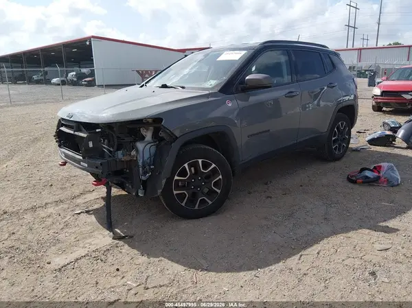 3C4NJDDBXLT203412 2020 JEEP COMPASS - Image 2