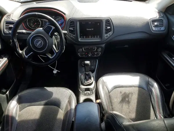 3C4NJDDBXLT203507 2020 JEEP COMPASS - Image 8