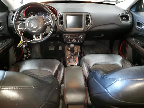 3C4NJDDBXLT207864 2020 JEEP COMPASS - Image 8