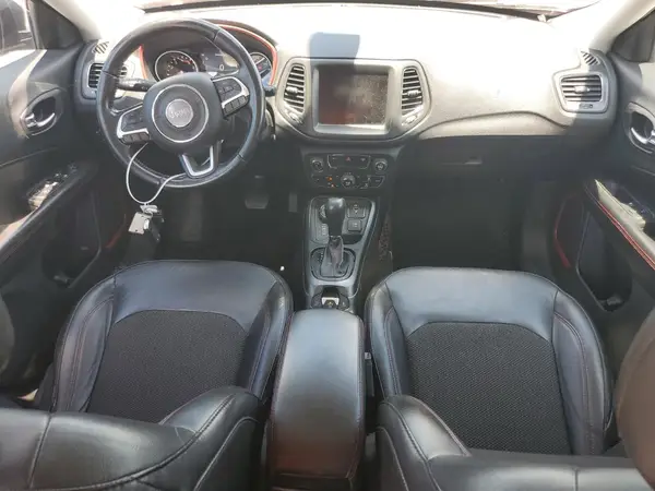 3C4NJDDBXLT208691 2020 JEEP COMPASS - Image 8