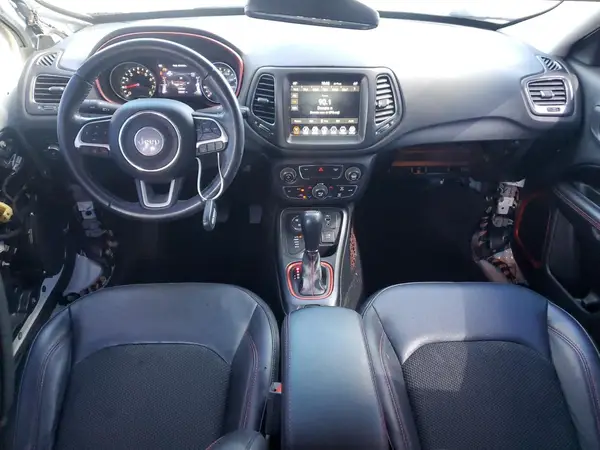 3C4NJDDBXLT220856 2020 JEEP COMPASS - Image 8