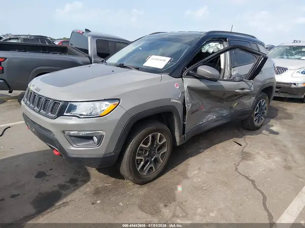 3C4NJDDBXLT222686 2020 JEEP COMPASS - Image 2