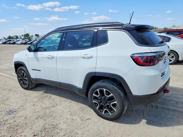 3C4NJDDBXLT238581 2020 JEEP COMPASS - Image 2