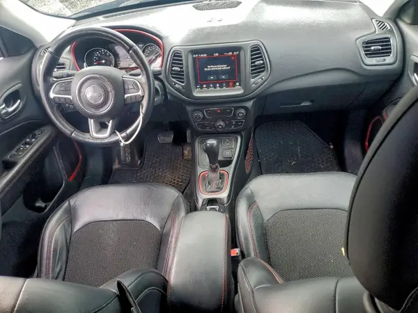 3C4NJDDBXLT249287 2020 JEEP COMPASS - Image 8