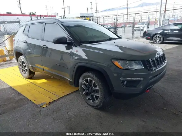 3C4NJDDBXMT501136 2021 JEEP COMPASS - Image 1