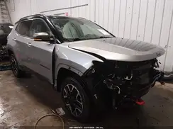 3C4NJDDBXMT529275 2021 JEEP COMPASS