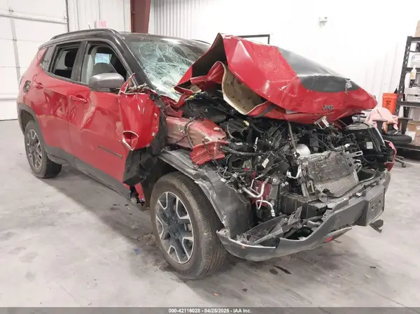 3C4NJDDBXMT586981 2021 JEEP COMPASS - Image 1