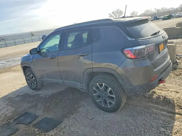 3C4NJDDBXMT590058 2021 JEEP COMPASS - Image 2