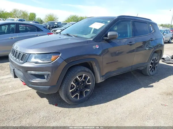3C4NJDDBXMT599097 2021 JEEP COMPASS - Image 2