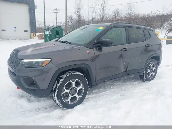 3C4NJDDBXNT220584 2022 JEEP COMPASS - Image 2