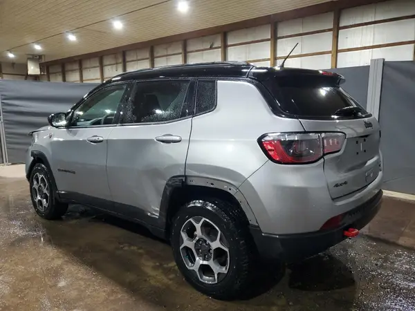 3C4NJDDBXNT223159 2022 JEEP COMPASS - Image 2