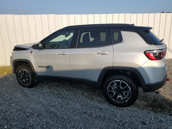 3C4NJDDN0RT149654 2024 JEEP COMPASS - Image 2