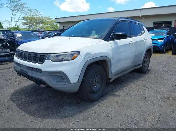 3C4NJDDN0RT595786 2024 JEEP COMPASS - Image 2