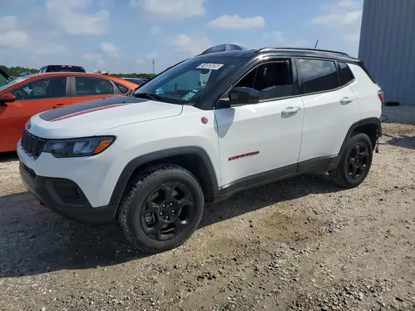 3C4NJDDN0RT608584 2024 JEEP COMPASS - Image 1