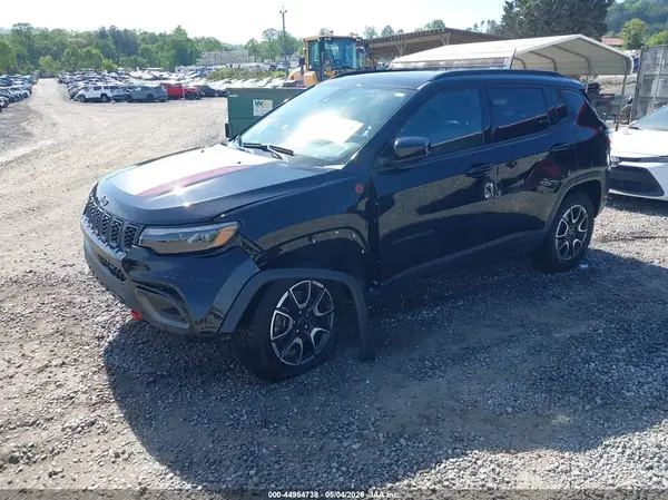 3C4NJDDN0ST526229 2025 JEEP COMPASS - Image 2