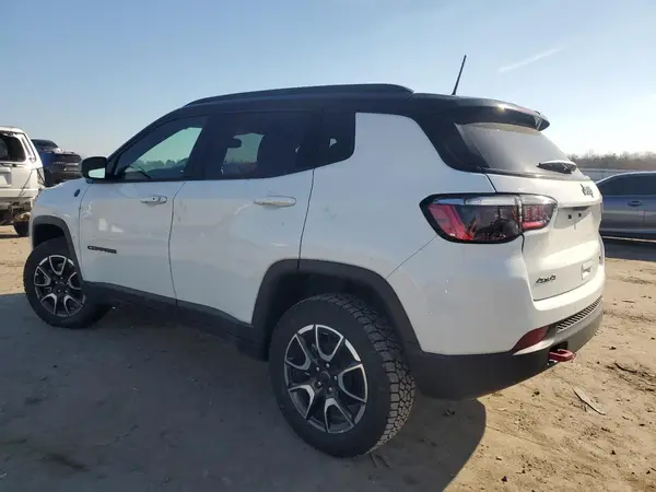 3C4NJDDN0ST532757 2025 JEEP COMPASS - Image 2