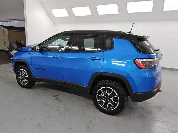 3C4NJDDN0ST533200 2025 JEEP COMPASS - Image 2