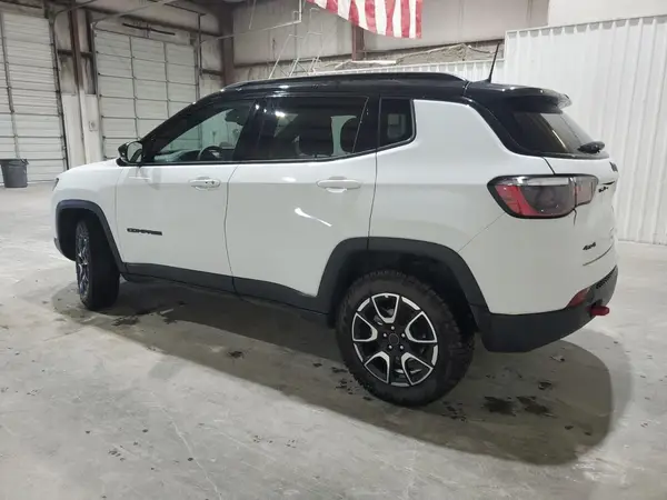 3C4NJDDN0ST543452 2025 JEEP COMPASS - Image 2